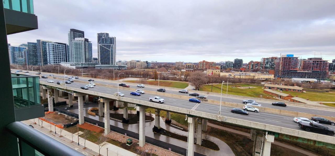 Lakefront Living Downtown Toronto - Free Parking, Gym, Indoor Pool Εξωτερικό φωτογραφία
