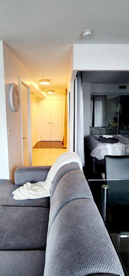 Lakefront Living Downtown Toronto - Free Parking, Gym, Indoor Pool Εξωτερικό φωτογραφία